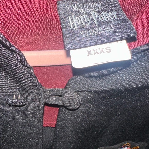 Universal Studios Authentic Harry Potter Cloak Robe (Gryffindor) XXXS - Picture 4 of 4